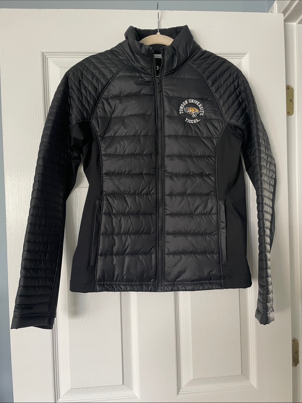 Towson University Women's Black Quilted Hybrid Jacket with Embroidered Logo
